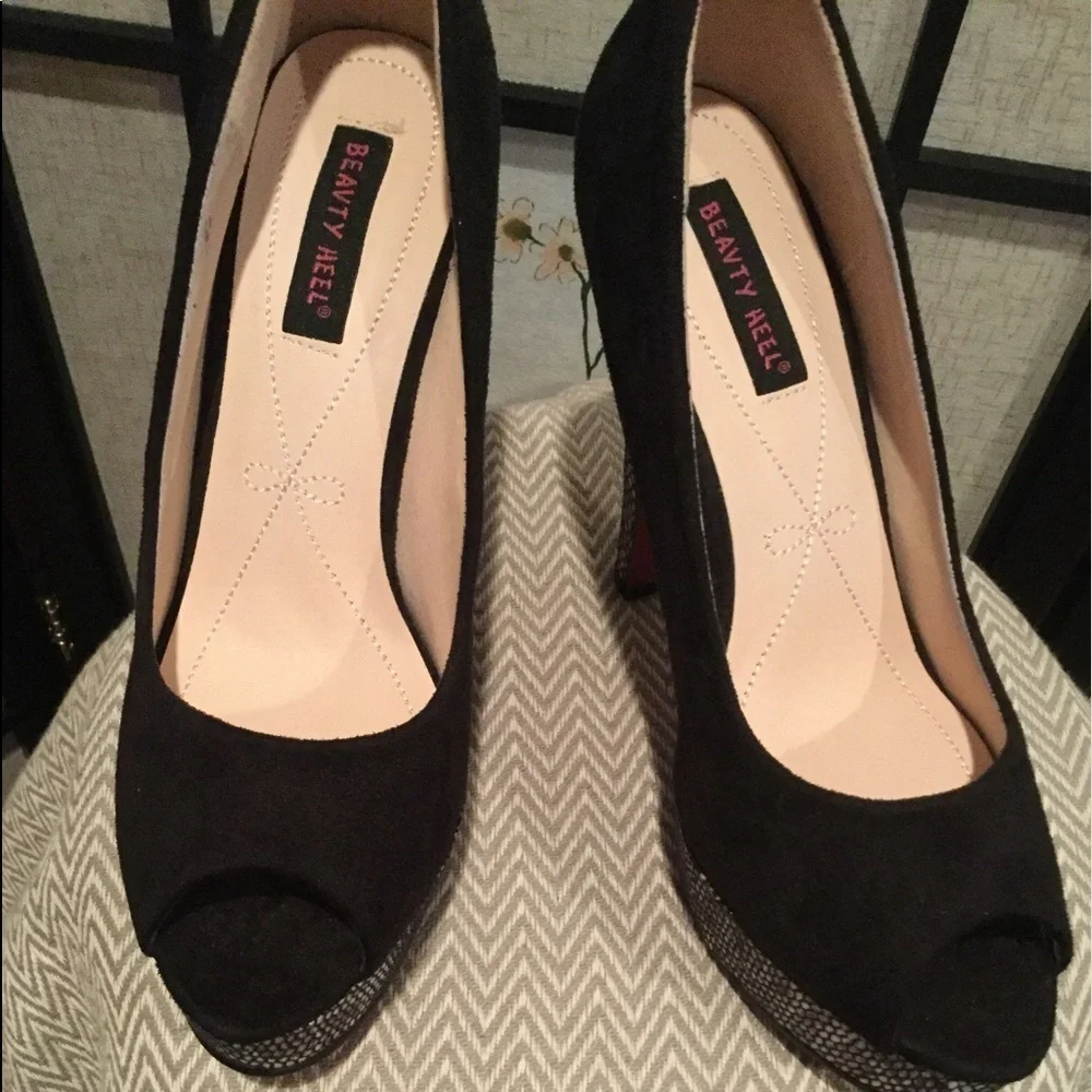 Beauty Heel Faux Suede and Faux Snakeskin Heels
